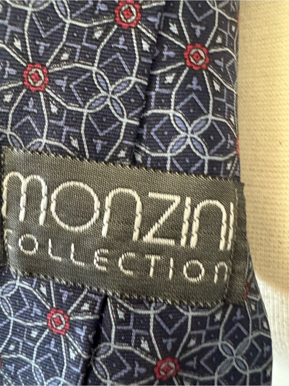 Monzini Collection Vintage Silk Tie Men's Navy Geometric Silk Tie - Picture 2 of 4